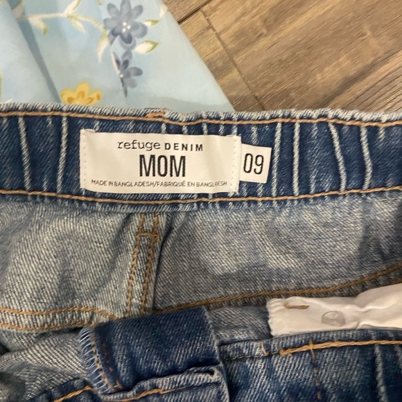 Teal Zip Up And Hand Painted Shorts bundle - Picture 5 of 6